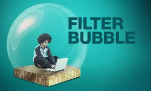 Ragazzo con laptop intrappolato in una bolla trasparente, che illustra il concetto di filter bubble.