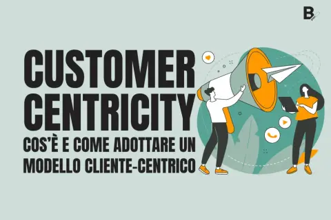 Illustrazione che spiega la customer centricity: un megafono e persone che interagiscono con icone di comunicazione.