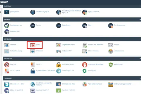 Dashboard cPanel con sezione "Metriche" evidenziata, dove un'icona di avviso indica la presenza di "Errori", un importante codice di stato da controllare.