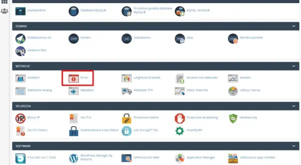 Dashboard cPanel con sezione "Metriche" evidenziata, dove un'icona di avviso indica la presenza di "Errori", un importante codice di stato da controllare.