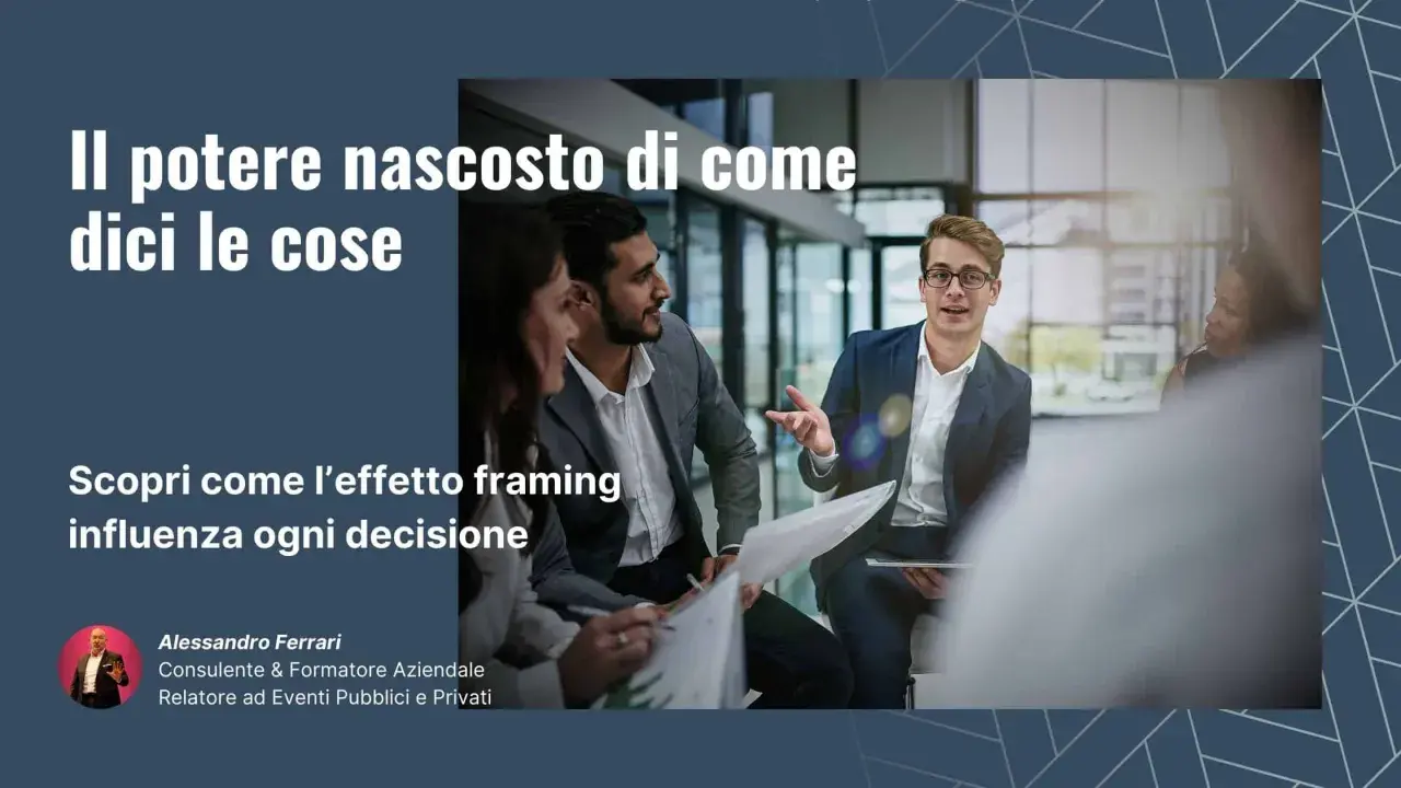 Uomini d'affari discutono, illustrando il **framing significato**: come il modo di presentare le informazioni influenzi le decisioni.