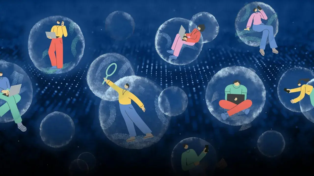 Persone isolate in bolle trasparenti, ognuna immersa nel proprio mondo digitale, simboleggiano le filter bubbles.