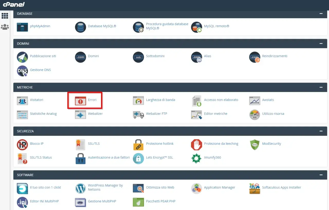 Dashboard cPanel con sezione "Metriche" evidenziata, dove un'icona di avviso indica la presenza di "Errori", un importante codice di stato da controllare.
