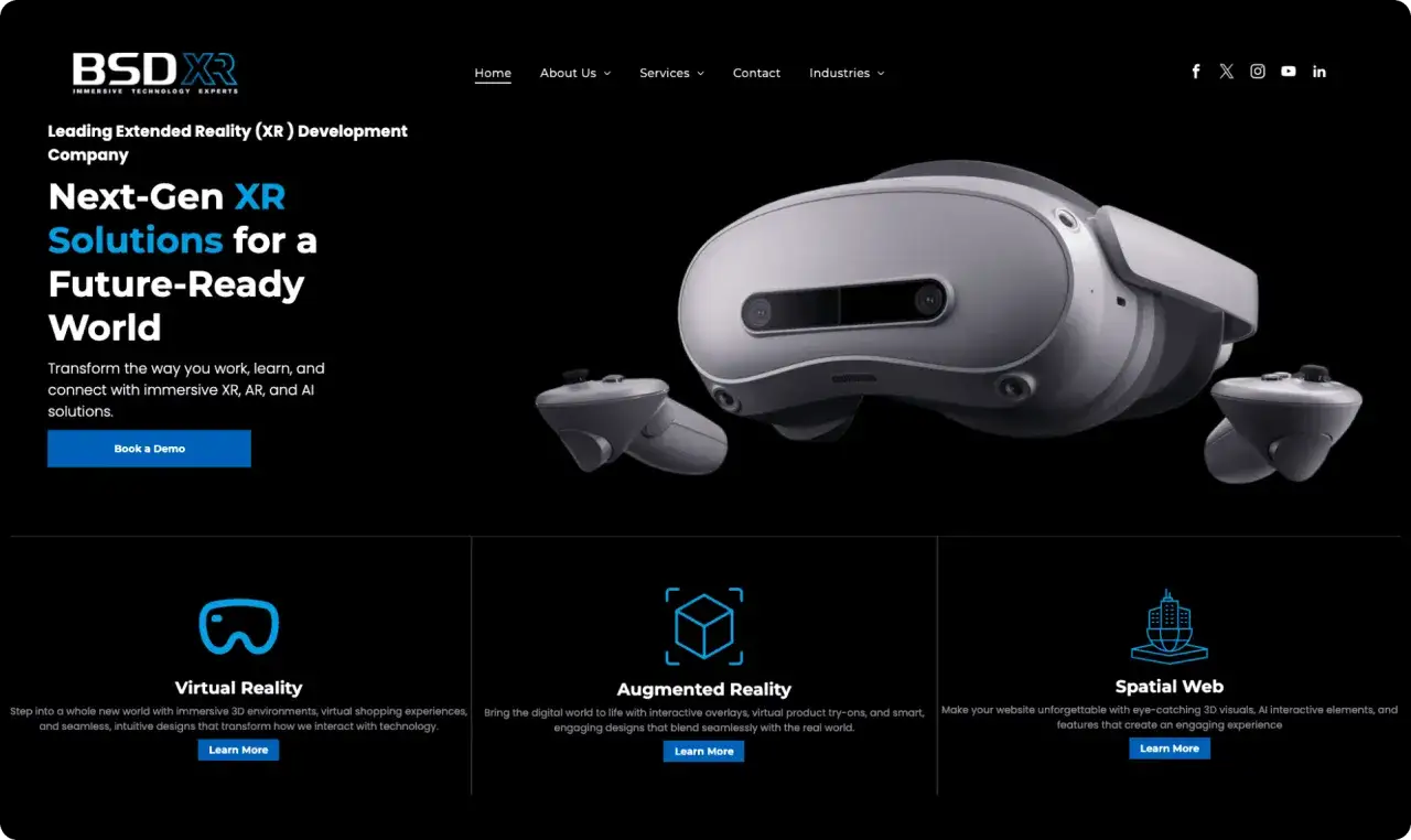 Visore per la realtà mista e controller, con testo che promuove soluzioni XR immersive per un futuro pronto.